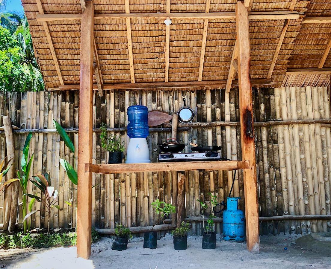 "Triangle Hut" Camp Fuego Siargao Hotel Catangnan Exterior photo